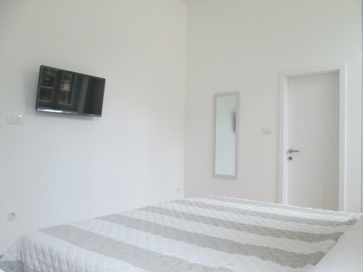 18sqm studio Apartament, with 1 private bathroom in Centru oraș Split Exterior foto
